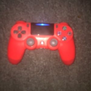 PS4 controller